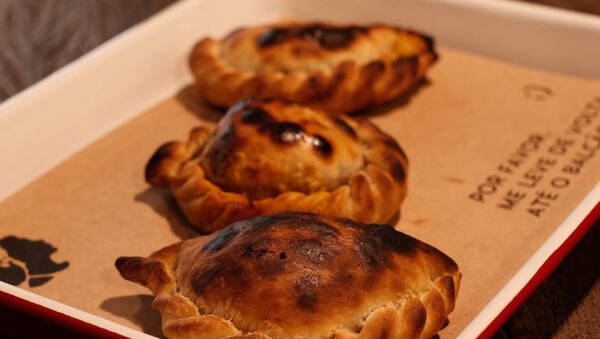 EMPANADA CORDEIRO CAIXA