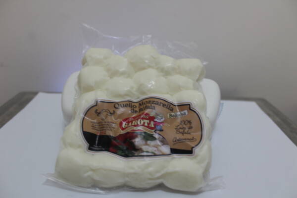 BOLINHA BUFALA GAROTA TRADICIONAL